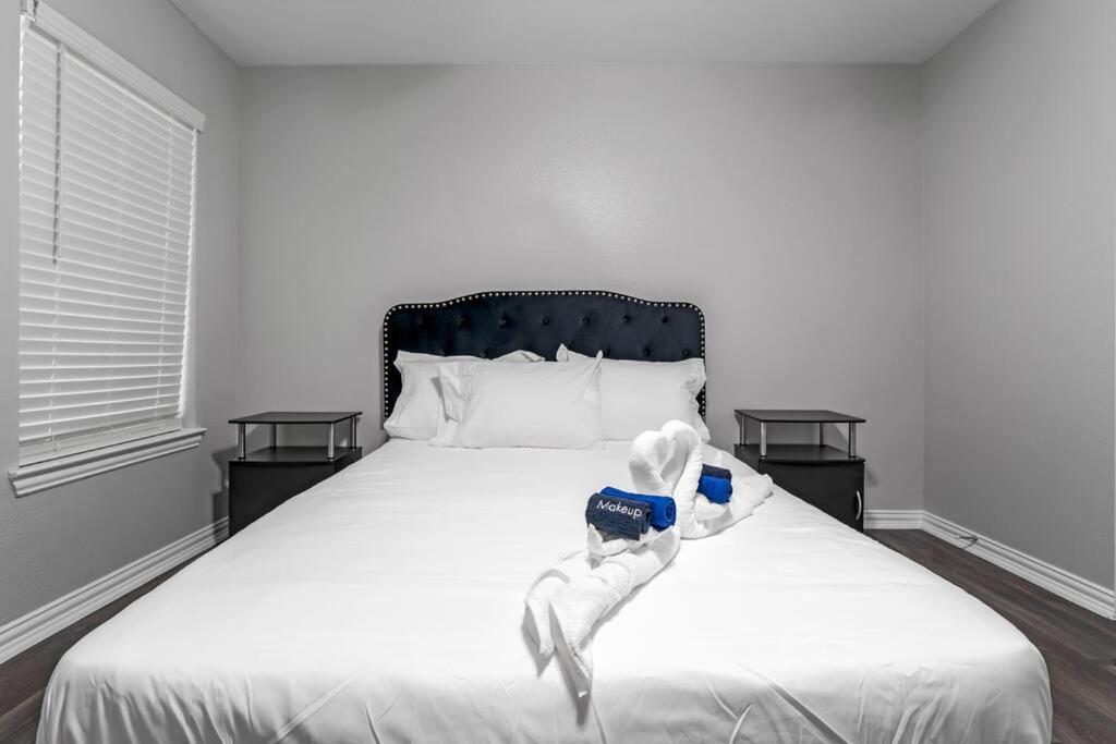Family Friendly 2Bdrm-Walk To At&T/Cowboys Stadium Арлингтон Экстерьер фото